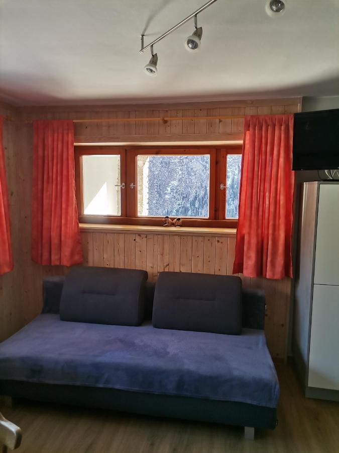 Ferienwohnung Hohe Wand Heiligenblut Esterno foto