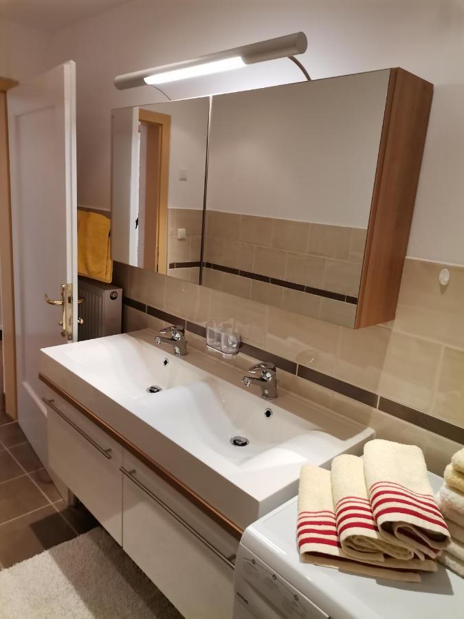 Ferienwohnung Hohe Wand Heiligenblut Esterno foto