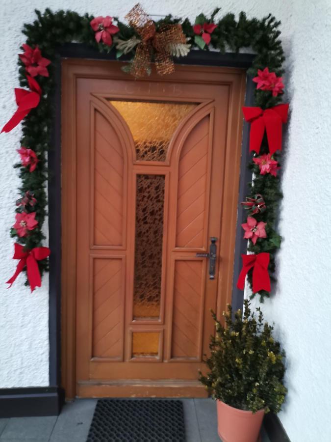 Ferienwohnung Hohe Wand Heiligenblut Esterno foto